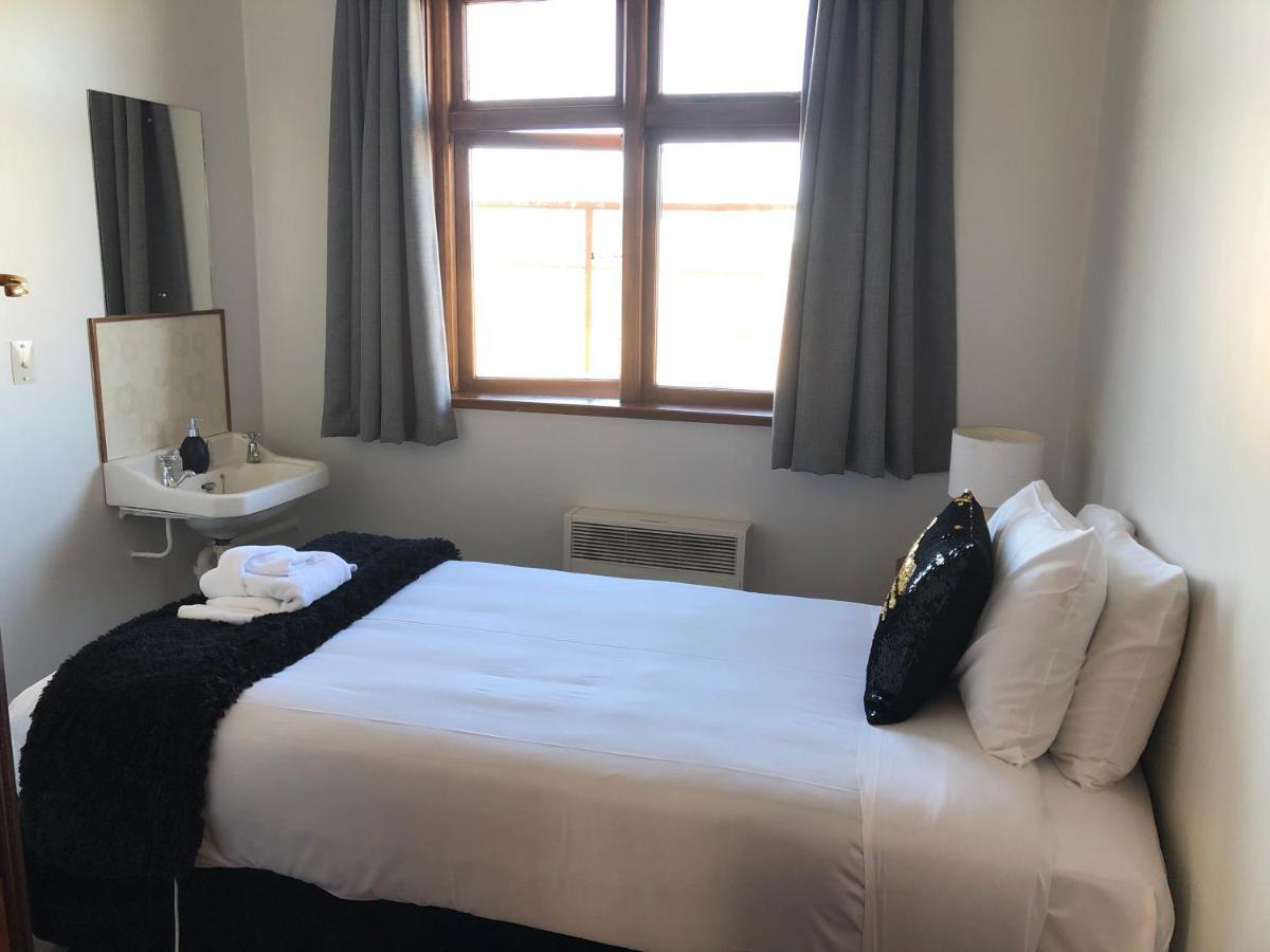 Ranfurly Hotel 외부 사진